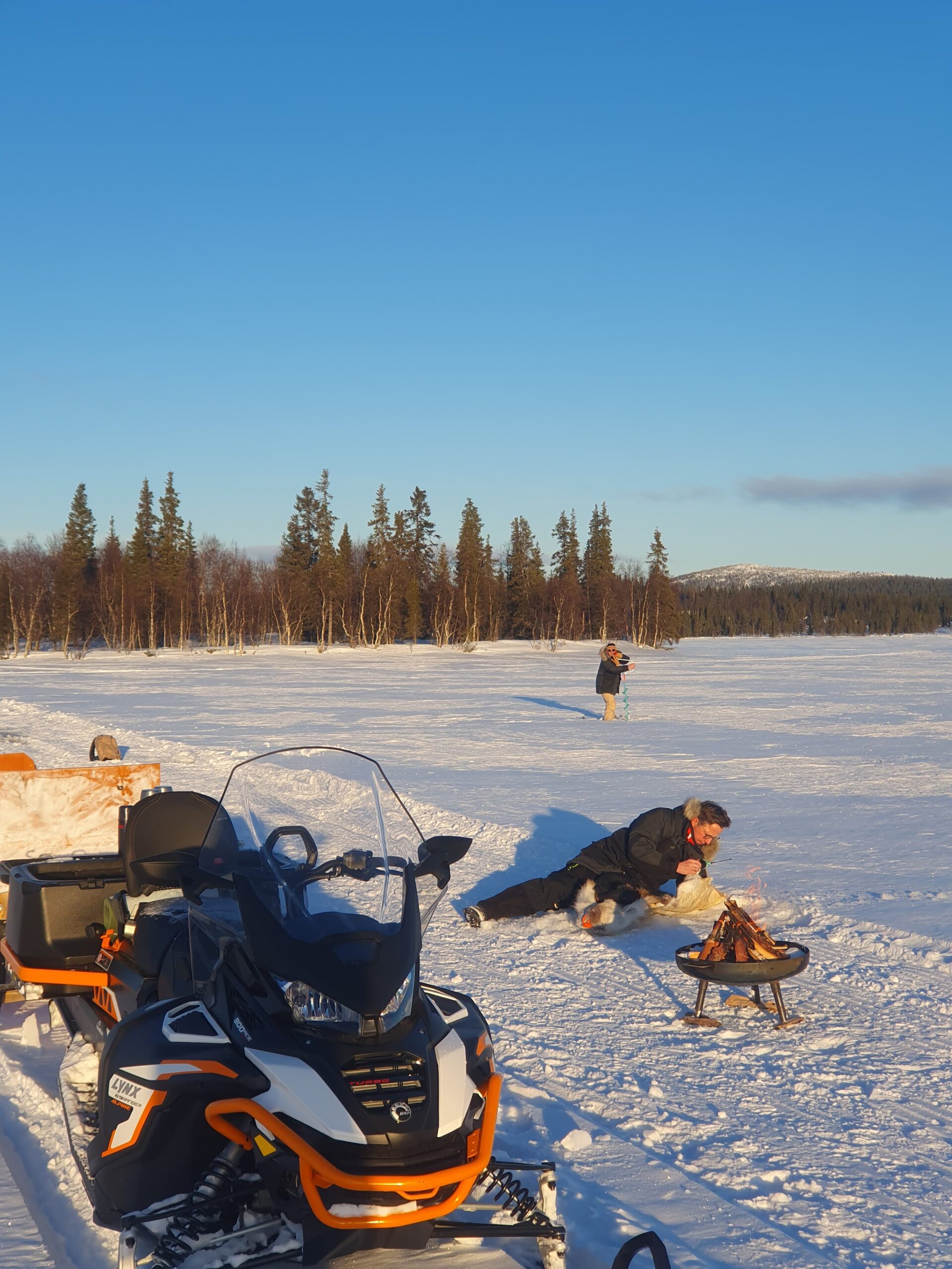 Nivunki Lake Ice Fishing: A Traditional Lapland Experience